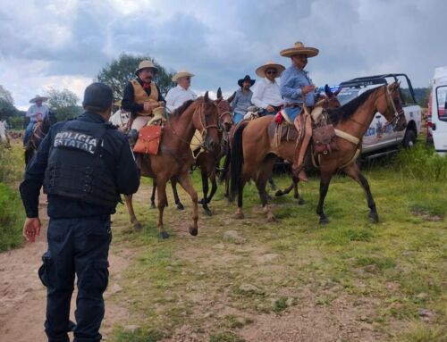 Acompañan PEP y Policía Municipal cabalgatas para fortalecer la seguridad y convivencia