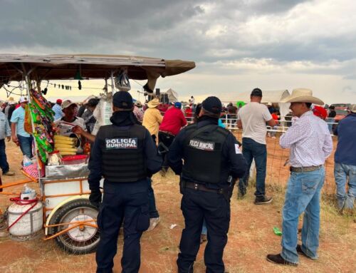 Supervisan seguridad durante carrera de caballos en Pánfilo Natera