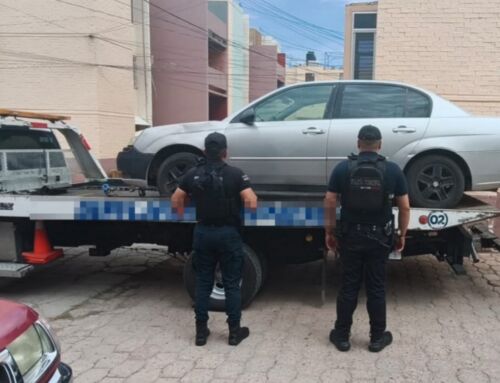 Aseguran vehículo con reporte de robo vigente en Fresnillo