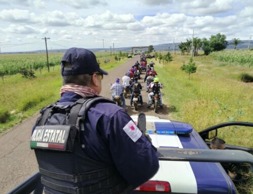 Brinda Policía Estatal y Municipal seguridad durante recorrido de la Ruta 4×4 Laguna Grande en Monte Escobedo