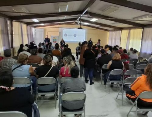 Policía Estatal acerca prevención de delitos cibernéticos a padres de familia en Ojocaliente