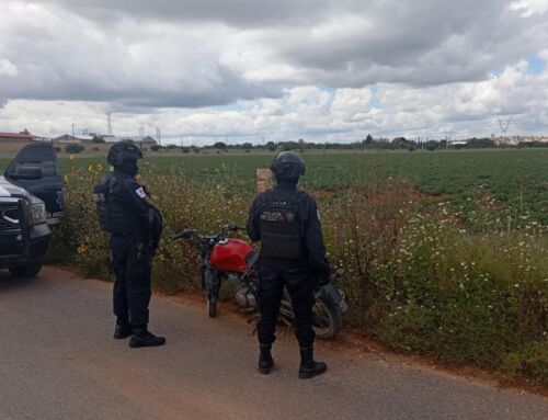 Aseguran motocicleta en aparente estado de abandono en Fresnillo