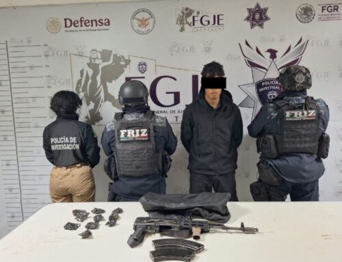 Detienen Fuerzas de Seguridad a un hombre con arma larga y probable droga, en Villanueva